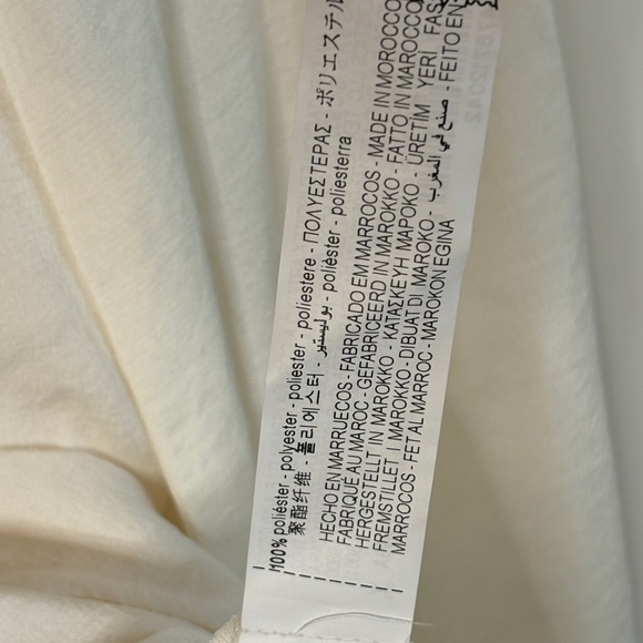 Zara Cream Button Down Blouse with Peter Pan Collar and Long Sleeves - Picture 7 of 7